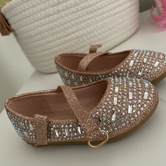 Link toddler girl dress shoes size 4 never been worn - Picture 4 of 4